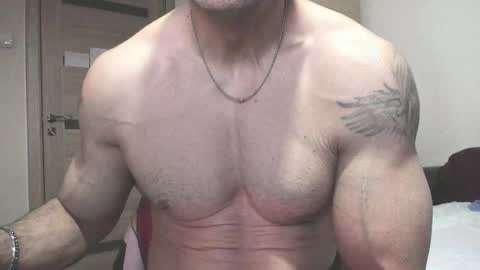 Snapshot of carin_the_body chatting on October 1, 2025, 8:37 pm Laz online show from October 1, 2025, 8:37 pm