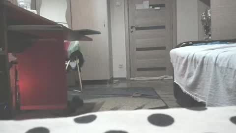 Snapshot of carin_the_body chatting on October 3, 2025, 7:00 pm Laz online show from October 3, 2025, 7:00 pm