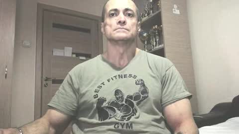 Snapshot of carin_the_body chatting on October 5, 2025, 8:40 pm Laz online show from October 5, 2025, 8:40 pm