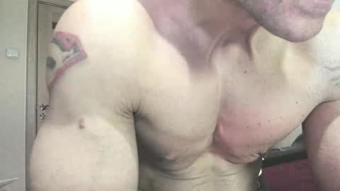 Snapshot of carin_the_body chatting on October 7, 2025, 1:25 am Laz online show from October 7, 2025, 1:25 am