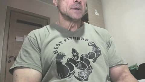 Snapshot of carin_the_body chatting on October 8, 2025, 10:40 pm Laz online show from October 8, 2025, 10:40 pm