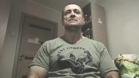 Snapshot of carin_the_body chatting on October 9, 2025, 9:35 pm Laz online show from October 9, 2025, 9:35 pm