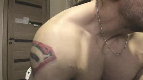 Snapshot of carin_the_body chatting on October 10, 2025, 10:42 pm Laz online show from October 10, 2025, 10:42 pm