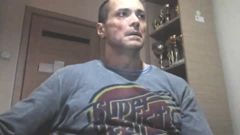 Snapshot of carin_the_body chatting on October 18, 2025, 8:42 pm Laz online show from October 18, 2025, 8:42 pm