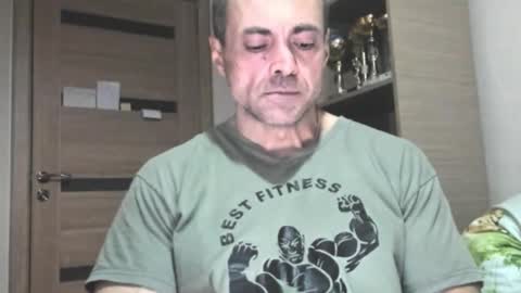 Snapshot of carin_the_body chatting on November 2, 2025, 10:12 pm Laz online show from November 2, 2025, 10:12 pm