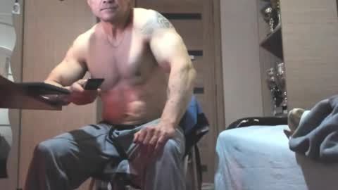 Laz online show from December 22, 2025, 9:45 pm