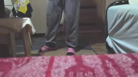 Laz online show from February 12, 2026, 6:19 am