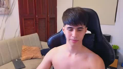 carl_dixon online show from June 19, 2026, 12:04 am