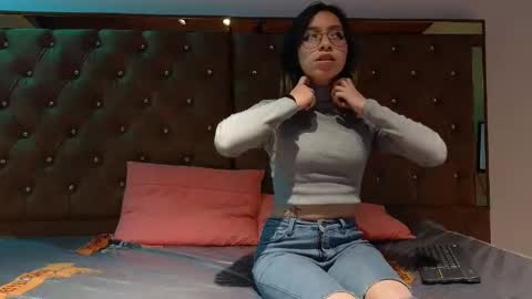 carla1256 online show from September 22, 2025, 3:41 am