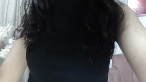 carla_77 online show from January 2, 2025, 12:57 pm