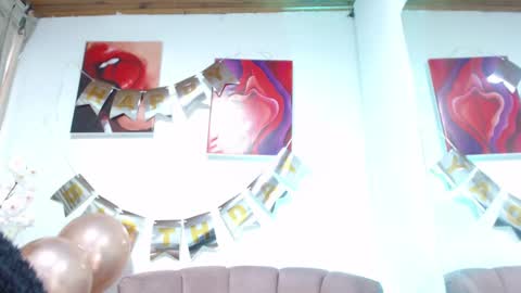 carla_77 online show from January 25, 2025, 12:58 pm
