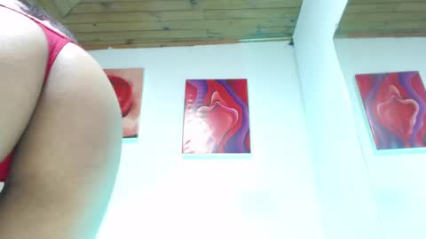 carla_77 online show from January 29, 2025, 12:56 pm