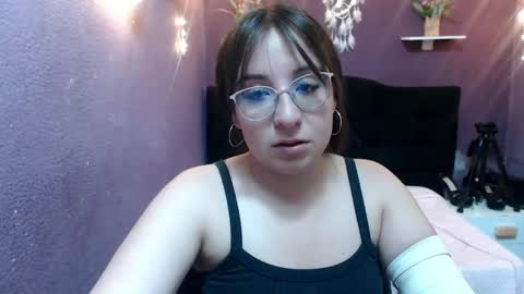 Snapshot of carla_999 chatting on November 6, 2025, 4:08 pm carla_999 online show from November 6, 2025, 4:08 pm