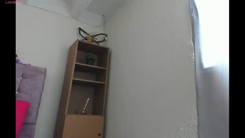 Snapshot of carla_jones54 chatting on September 14, 2025, 2:27 pm Carla online show from September 14, 2025, 2:27 pm