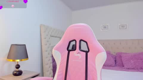 Snapshot of carla_perez_ chatting on October 3, 2025, 12:51 am carla perez 5pm 1 am online show from October 3, 2025, 12:51 am