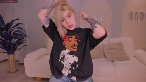 Carla Bunnis online show from February 5, 2026, 3:55 am