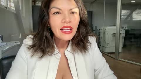 Carla Connor online show from September 23, 2025, 9:45 am