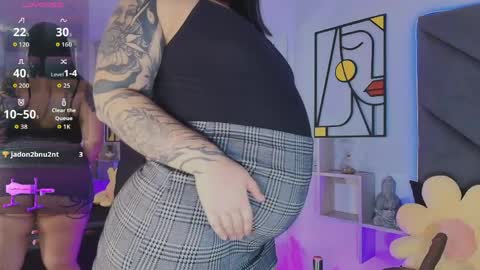 Snapshot of carlaguzman_ chatting on April 1, 2026, 4:48 pm Carla online show from April 1, 2026, 4:48 pm