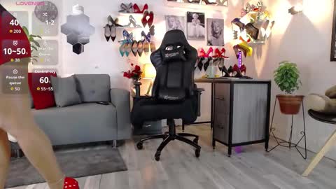 Carla independent model    online show from March 12, 2026, 5:13 am