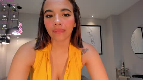 Carla online show from February 8, 2025, 10:50 am