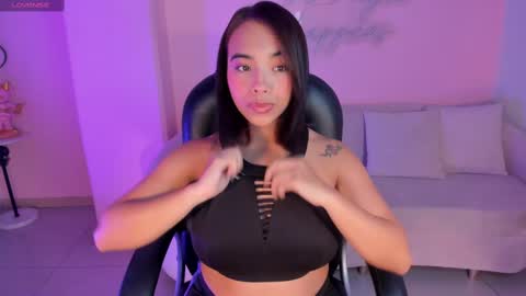 Carla online show from March 10, 2025, 6:16 am