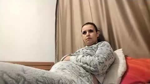 Snapshot of carlasweet00 chatting on February 13, 2026, 6:09 am carlasweet00 online show from February 13, 2026, 6:09 am