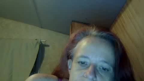 Snapshot of carleeswoman08 chatting on February 6, 2025, 1:21 pm carleeswoman08 online show from February 6, 2025, 1:21 pm