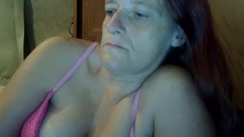 Snapshot of carleeswoman08 chatting on September 11, 2025, 12:27 pm carleeswoman08 online show from September 11, 2025, 12:27 pm
