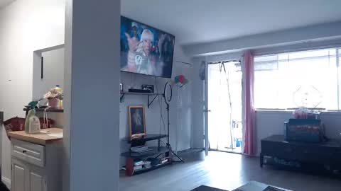 Snapshot of carliecreams chatting on February 21, 2026, 4:41 pm Carlie online show from February 21, 2026, 4:41 pm