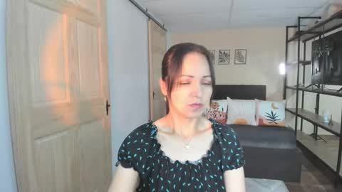 carlin1511 online show from November 27, 2025, 7:27 pm