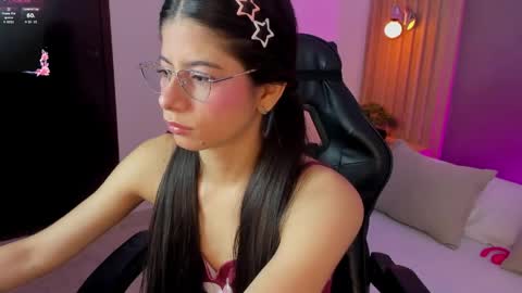 C A R L I N A online show from June 9, 2026, 12:39 pm
