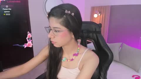 C A R L I N A online show from June 17, 2026, 12:18 pm