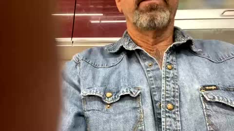 Snapshot of carlmeyers33 chatting on October 21, 2025, 4:41 pm daddy cowboy fit mature straight online show from October 21, 2025, 4:41 pm