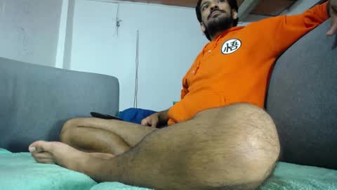 carlo yates  thx for help me to reach 100 thumps up online show from September 18, 2025, 11:56 am