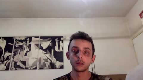 Snapshot of carlos037tm chatting on February 4, 2025, 6:04 am Carlos online show from February 4, 2025, 6:04 am