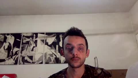 Snapshot of carlos037tm chatting on February 8, 2025, 4:25 pm Carlos online show from February 8, 2025, 4:25 pm