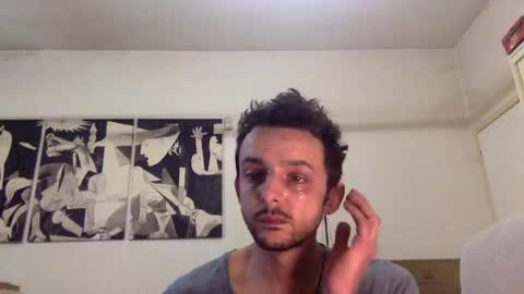 Snapshot of carlos037tm chatting on March 10, 2025, 5:50 pm Carlos online show from March 10, 2025, 5:50 pm