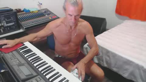 carlos online show from March 3, 2026, 8:59 pm