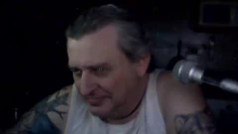 carlos712009 online show from May 6, 2026, 6:08 am