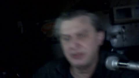 carlos712009 online show from July 8, 2026, 8:52 am