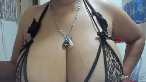 Snapshot of carlos_diana chatting on January 14, 2025, 3:43 am carlos diana   online show from January 14, 2025, 3:43 am