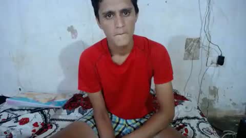carlos_steven online show from April 19, 2026, 2:00 am