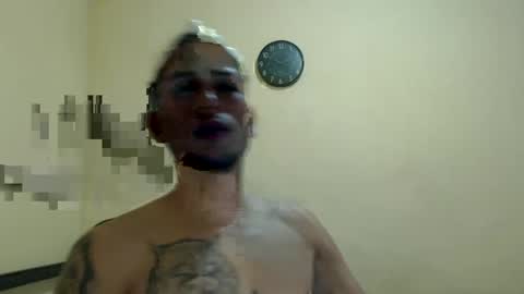carlossmi01 online show from February 18, 2025, 8:47 pm