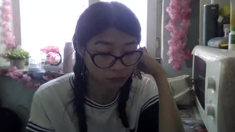 CarlyJoy online show from October 5, 2025, 8:34 am