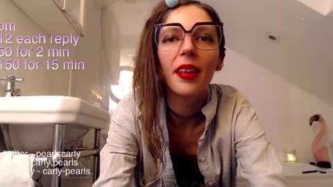 Carly Pearls online show from February 8, 2025, 10:40 pm