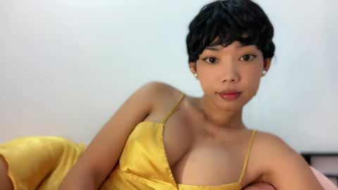 carmela online show from August 4, 2026, 2:15 am