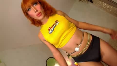 Snapshot of carmella_romance chatting on December 24, 2024, 10:33 am Carmella online show from December 24, 2024, 10:33 am