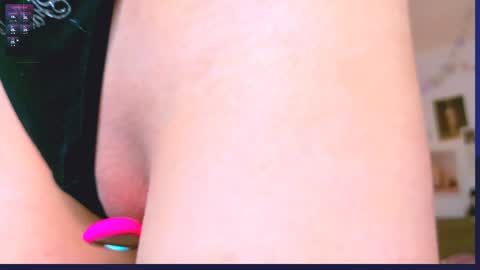 carmen__crybaby online show from May 23, 2026, 9:08 pm