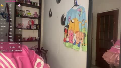 Elina online show from June 27, 2026, 9:09 pm