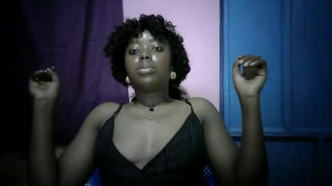 carmennalgona online show from October 25, 2025, 4:13 pm